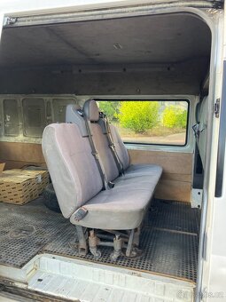 Ford Transit 2.4 Tddi, nová STK, tažné, 6 míst. - 10
