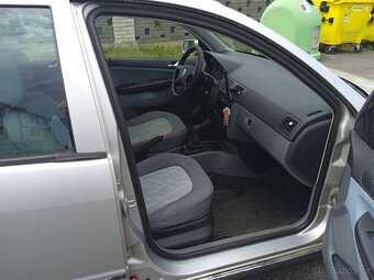 Škoda Fabia 1.9 SDI Combi r.v.2002.Komfort. - 10