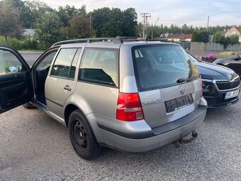 Golf 1.9 TDI na přihlášení - 10