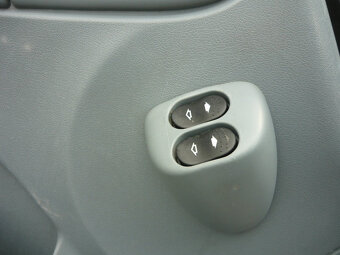 FORD TRANSIT 300 L - 10