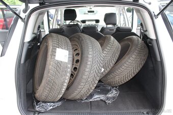 Citroën Grand C4 Picasso - 10