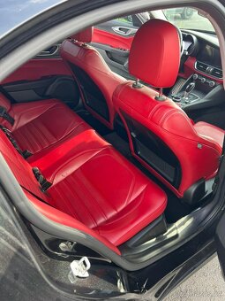 Alfa Romeo Giulia Veloce Q4 2.0T - 10