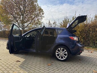 MAZDA 3 2.0 111 KW EXCLUSIVE-LINE - BENZÍN - 10