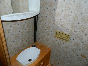 Dvouosý karavan Hymer Eriba - 10