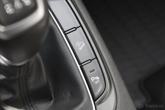 Hyundai Kona 1.0T-GDi 88kW STYLE 1.MAJITEL (2019) - 10