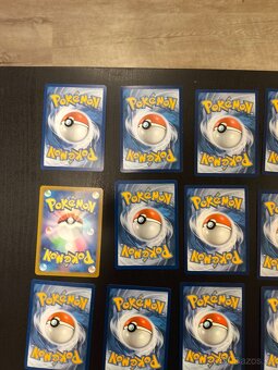 Pokémon - sběratelské karty - 10