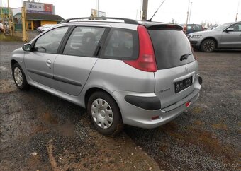 Peugeot 206 1,6 80 kW Digiklima Historie benzín - 10