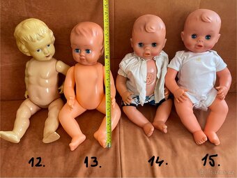 Velká sbírka starožitných panenek - 10