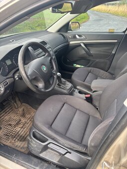 Škoda Octavia 2, 1.6 MPI s lpg - 10