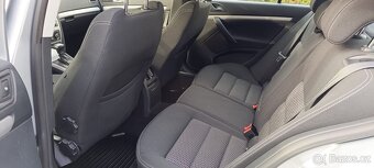 Škoda Octavia II 1,6 nafta - 10