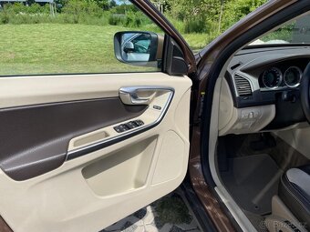 Volvo XC 60, 2.4D AVD - 10