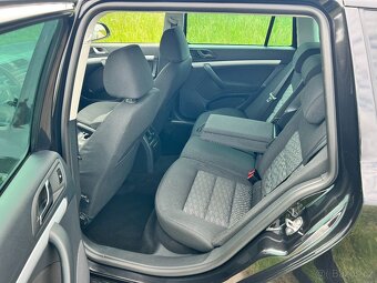 ► ŠKODA OCTAVIA II COMBI 1.4 TSI 90KW IMPULS TAŽNÉ - 10