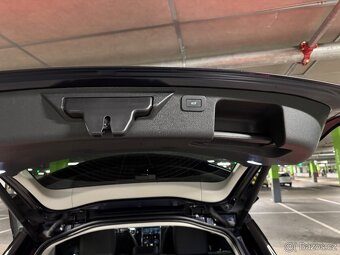 Land Rover Discovery Sport D200 - 10