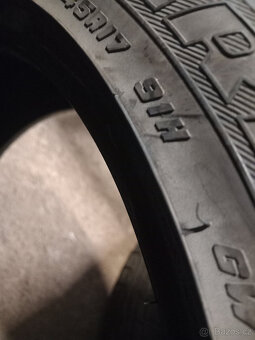225/45R17 ZIMNÍ PNEUMATIKY GOODYEAR RUNFLAT - 10