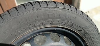 Prodám kola se zimními pneu 165/65 R14 - 10