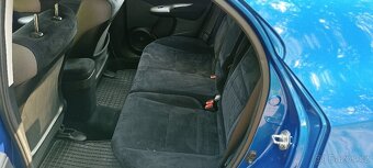 Honda civic 1.8 i-vtec - 10