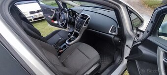 Opel Astra J Spots Tourer - 10