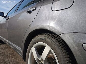 Toyota Avensis D4D - 10