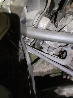 Audi 90 - 10