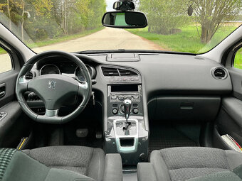 PEUGEOT 5008 2,O HDi Allure - 10