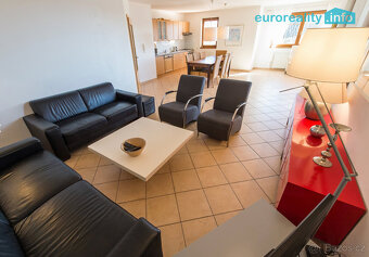 Prodej, rodinný dům 5+kk, 220 m², pozemek, 447 m², Lipno nad - 10