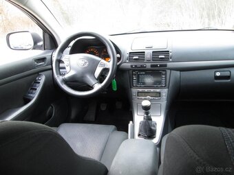 Toyota Avensis 2,2 130KW - 10