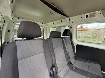VW Caddy 2.0tdi Long / Maxi / 5mist / tažné / 1. Majitel - 10