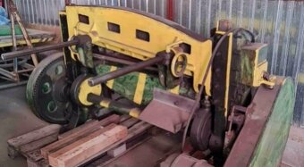 Použité tabulové nůžky NT 100/4, r. v. 1959 - 10