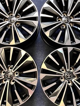 5x114,3 R17 Originál Alu Toyota COROLLA 2025 - NOVÝ STAV - 10