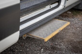 FORD TRANSIT 2.2 92kW 9-miestne 2017 Odpočet DPH - 10