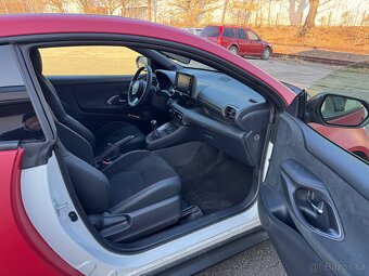 Toyota Yaris GR Sport - 10