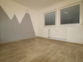 Prodej prostorného vybaveného bytu 3+1 v Žamberku - 10