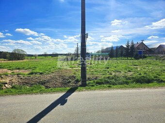Prodej stavebního pozemku, Lhotka, ev.č. 02125 - 10