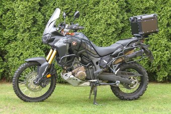 nový motokufr 45 l - na jednu velkou přilbu - 10