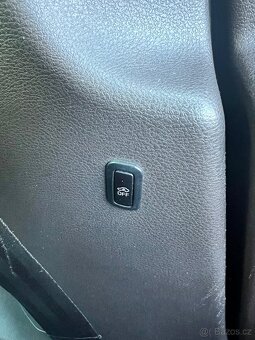 Volkswagen Passat B7 2.0tdi DSG 130kw,exclusive velká výbava - 10