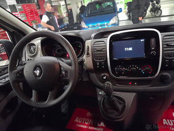 renault trafic DCi 9 míst DLUHÁ VERZE - 10