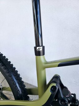 Horské kolo GHOST Riot Trail CF Pro Carbon 2025 29″ - 10