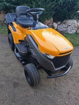 Zahradni traktor STIGA Estate 384 - 10