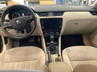 Š.Octavia 1.6TDi 85kw DSG STYLE po 1.majiteli - 10