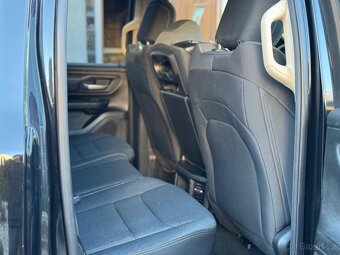 Dodge RAM 1500 - 10