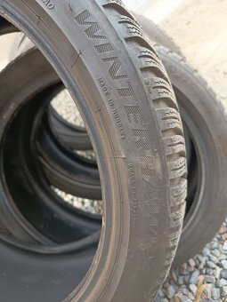 235/40R19 96V zimní Firestone Winterhawk 4 sada dot 4421 - 10