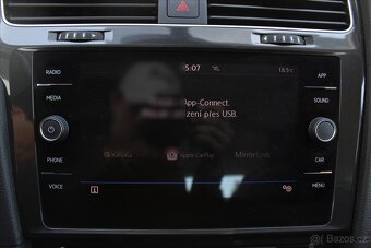 Volkswagen Golf 1.0 TSI 85KW LED SERV.KNIHA ČR (2020) - 10
