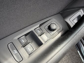 Volkswagen Passat B8 - 10