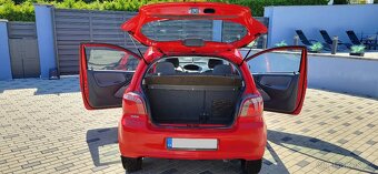 Toyota Yaris 1,0i - 50kw. Jezdí krásně - STK+EM do 9/2026 - 10