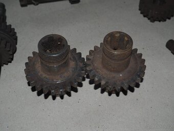 Jawa - ND z motoru - Kývačka Panelka - 10