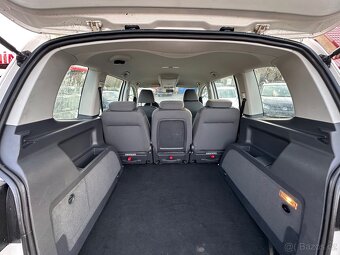 Vw touran 1.6tdi Super stav - 10