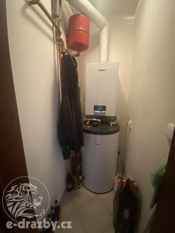 Rodinný dům 6+kk se zahradou , obec Zdiby, okr. Praha-východ - 10