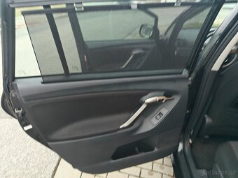 Toyota Verso 1.8 VVTi EXECUTIVE 7 mist - 10