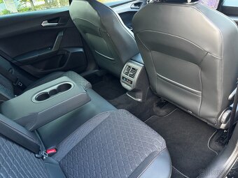 Seat Leon Sportstourer 2.0 TDI 150PS FR DSG 2021 - 10