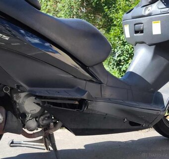 Suzuki Burgman 125 - 10